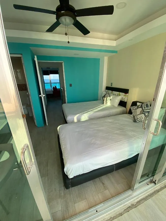 Planta Ocean View Playa Azul Apartment Cancun Mexico